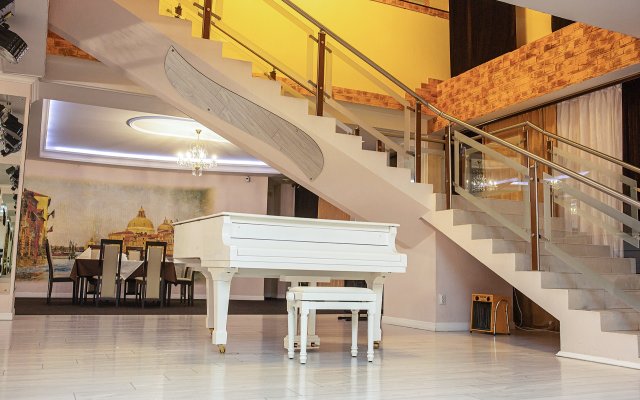 Talnakh Hotel