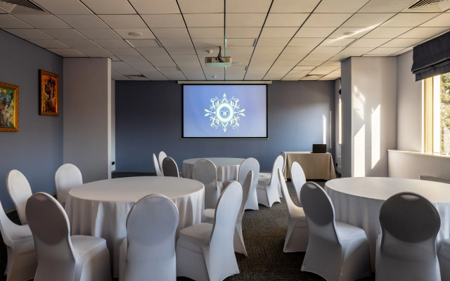 Отель Атриум Палас