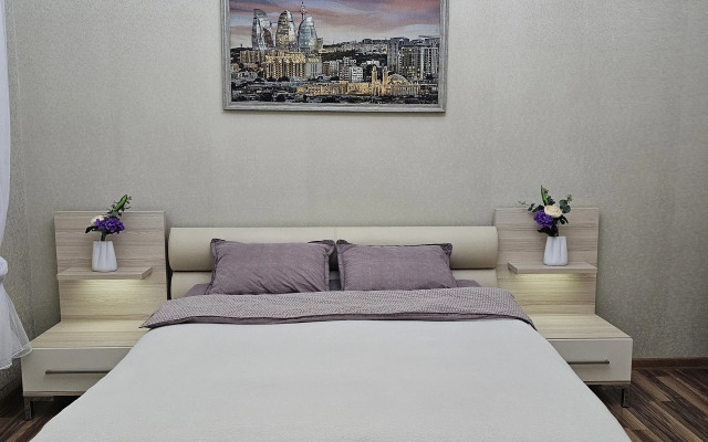 Na Prospekte Azadlyg 13 Flat