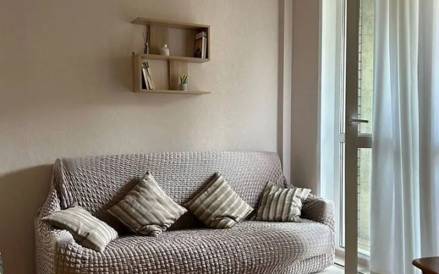 Na Shkolnoy 8a Flat