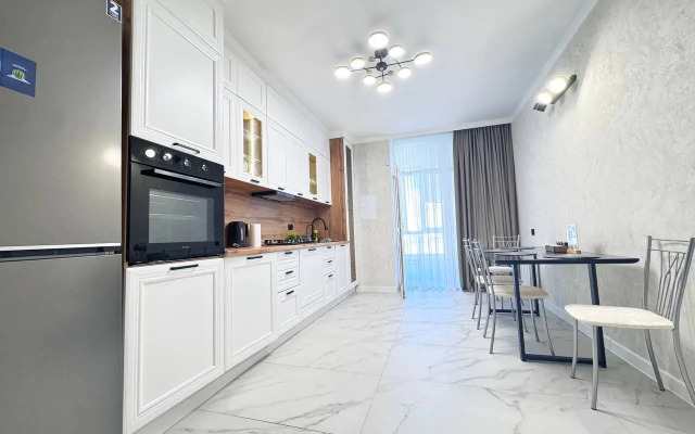 V Shikarnom Rayone Goroda Flat