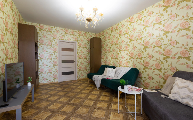 Апартаменты 2комнатные с балконом в мкр "Зеленый Бор"