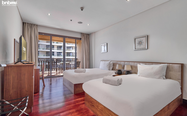 Апартаменты Bnbmehomes  Lux Living Redefined Palm Jumeirah - 507
