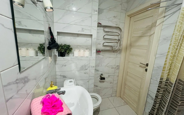 Квартира GoldApart Качалинская 9