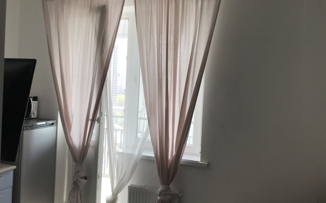 Sandi Na Vesenney V Lyubertsakh Apartments