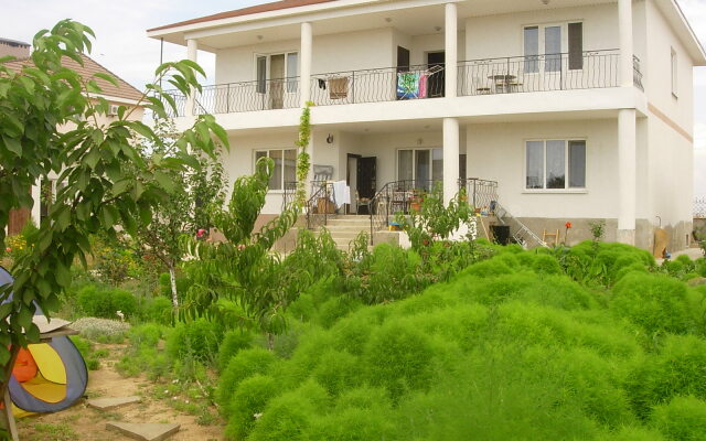 Glitsiniya Guest House