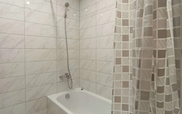 Na Vysotnoy ulitse 9 Flat