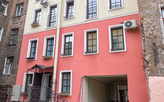 Dizaynerskaya Studiya V Tsentre Goroda Flat