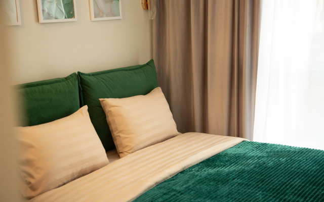 Квартира Студия с Дизайнерским Ремонтом на Черноморском Побережье