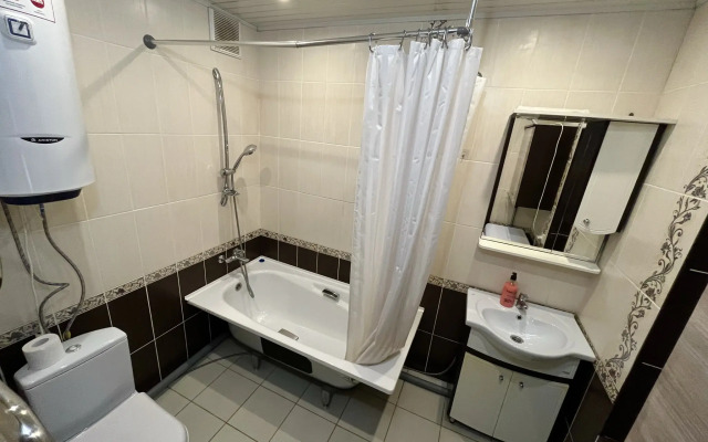 3kh Komnatnaya Kvartira U Zhd Vokzala Flat