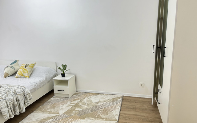 V Scherbinke Flat