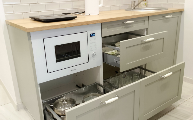 Апартаменты у Мирожского монастыря