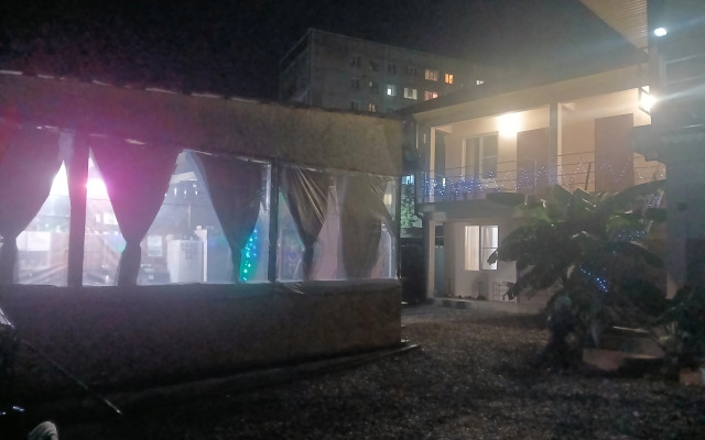 Гостевой дом в Пицунде у озера Наала