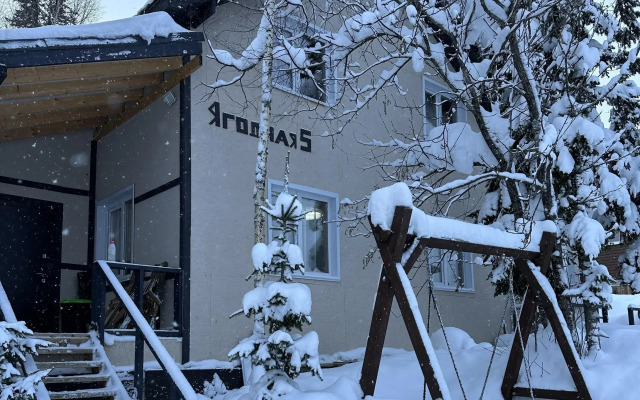 Гостевой Дом на Ягодной 5