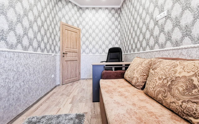 Апартаменты трехкомнатные Apartico на Марата