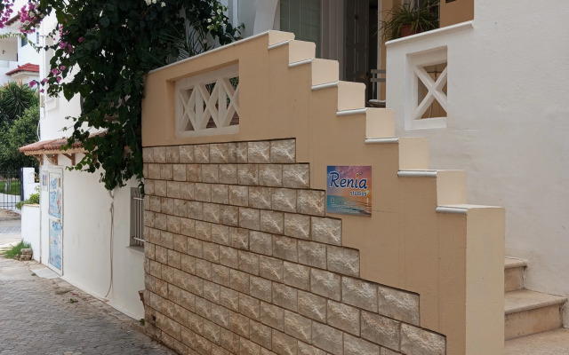 Отель Renia Studios