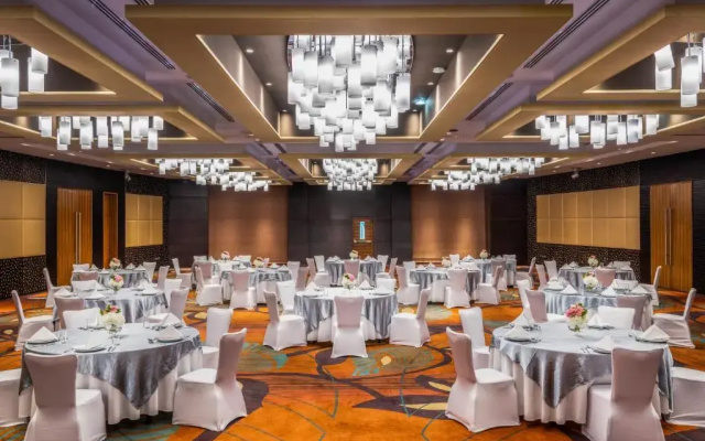 Crowne Plaza Doha - The Business Park by IHG