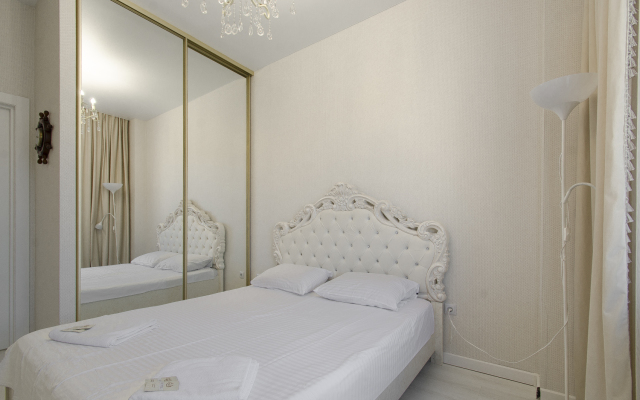 Апартаменты 4 комнатная на заливе