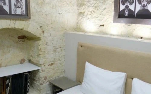 Greenwich City Hotel