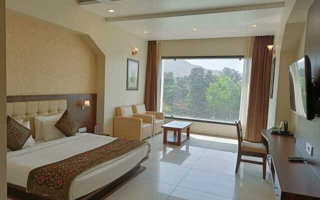 Savitri Resorts Pushkar Hotel