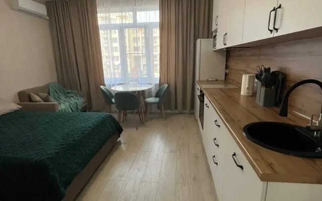 Квартира Студия с Видом на Бассейн в ЖК Кипарис 129