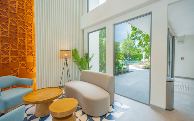 Uyutnye Apartamenty s Vidom na Ozero v Laguna Apartments
