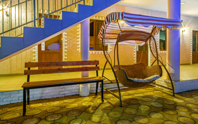 Mini-Otel  Platan