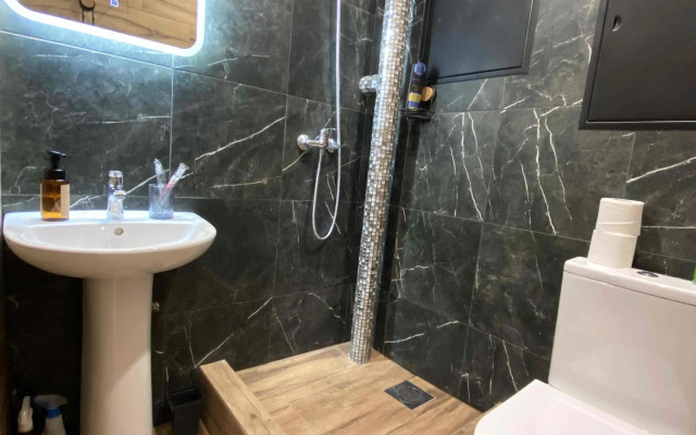 Na Gudkova St 1 Apartments