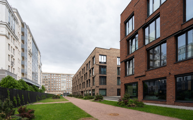 S panoramnymi oknami na Vasilyevskom ostrove Apartments