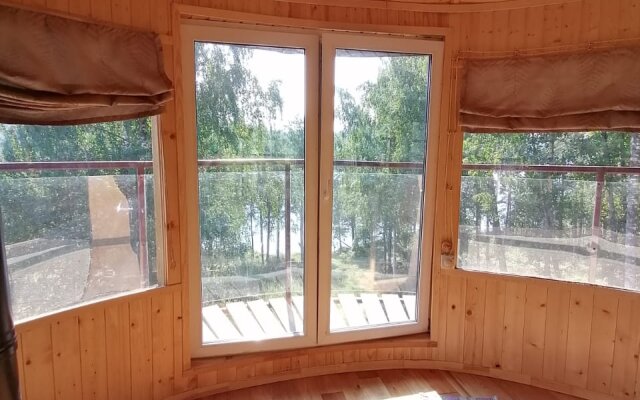 Dom Na Ozere Villa