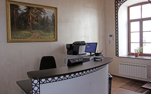 Saratsin Hostel Na Bolshoy Krasnoy