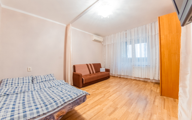 Odnushka Dlya Semyi Cherez Dorogu Ot MNTK Fedorova Apartments