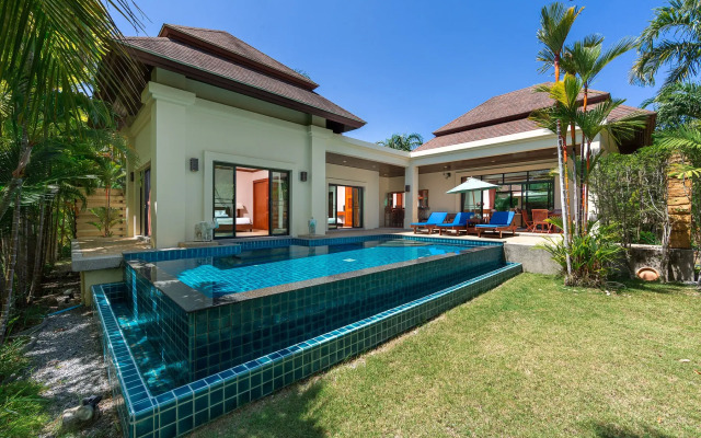 Traditional Thai 2BR in Baan Bua Estate Villa