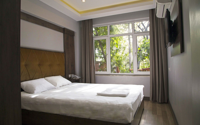 Bucoleon Hostel