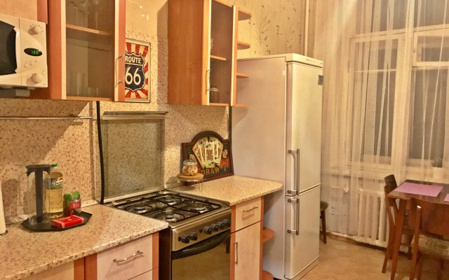 Apartamentyi Na Bakunina