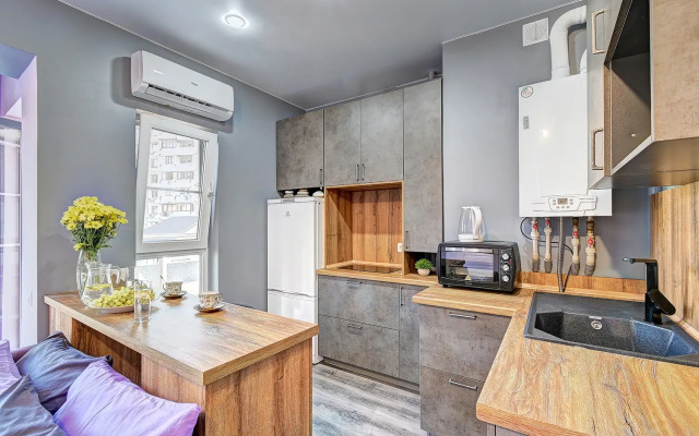 Studiya Iskry 62 Flat