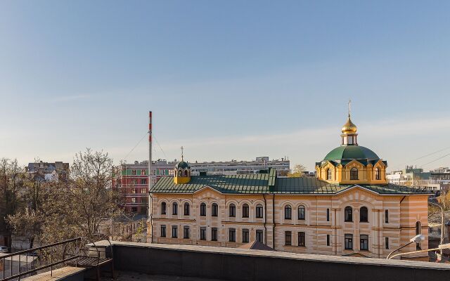 Klassnaya Kvartira V Istoricheskom Tsentre Flat