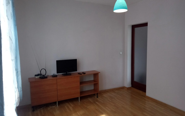 1926 God Alleya Luizy Flat