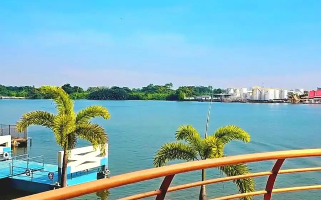 Apartments River View Active 03