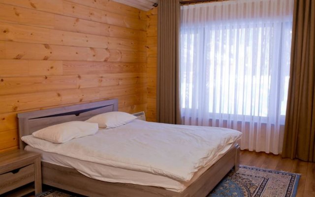 Ski Paradise Karakol Hotel
