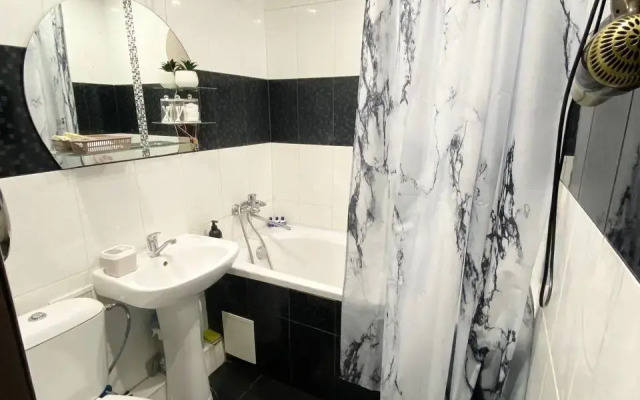 Uyutnaya 2komn Kvartira V Tsentre Apartments