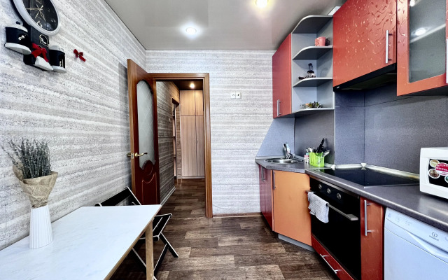 Апартаменты 51 Где Вас ждут Тепло Арктики на Маклакова, 52