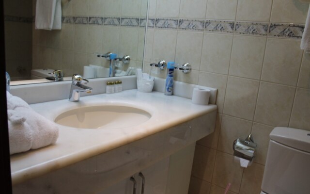 Kogalyim Hotel
