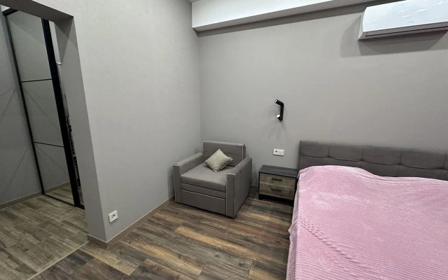 Na Ulitse Dekabristov 36k2 Flat