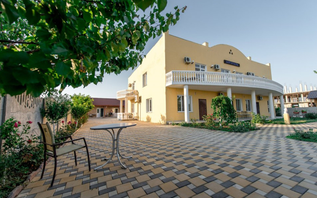 Отель Акрополь