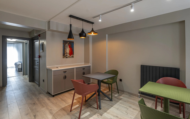 Calanthe Residence Aparthotel