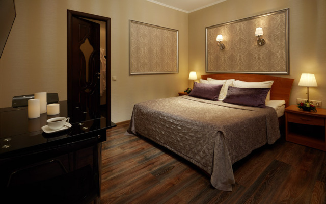 Klever Hotel