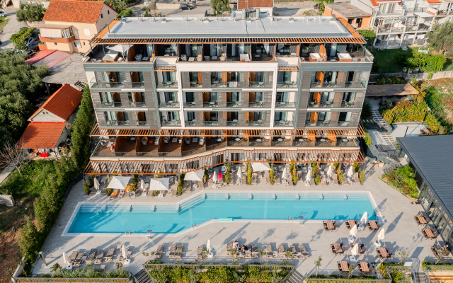 Montenegro Lodge Apartments