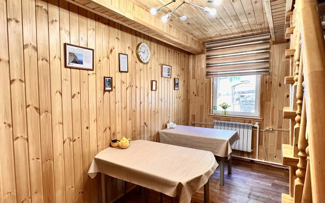Guest house Gostevoj dom FOREST TRAIL