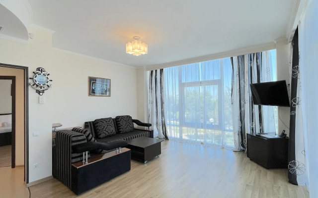 Dvuhkomnatnye Akvamarin u morya s bassejnom, SPA, plyazhem N207 Apartments